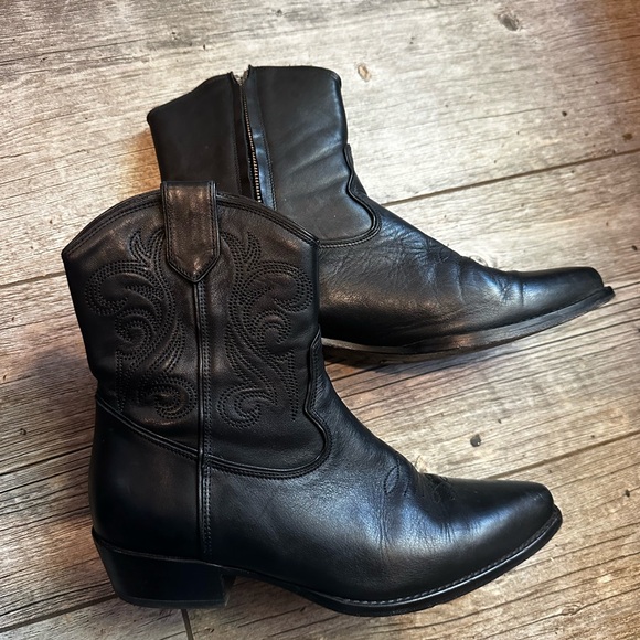 Anine Bing Elton Boot in black (western)37/7 - Picture 9 of 11